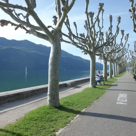 La Baie De Memard A Aix Les Bains * Aix-les-Bains